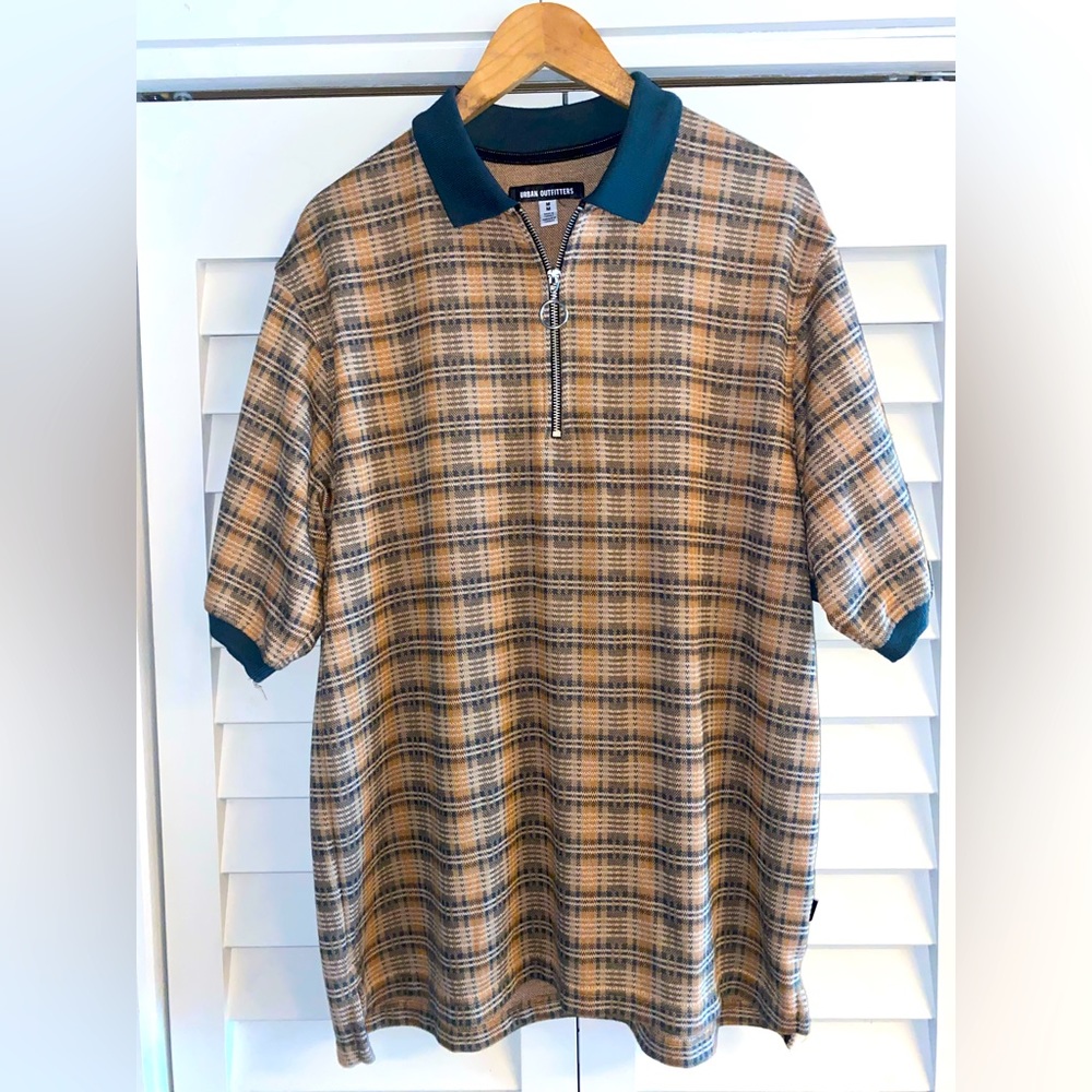Oversized zip-up polo